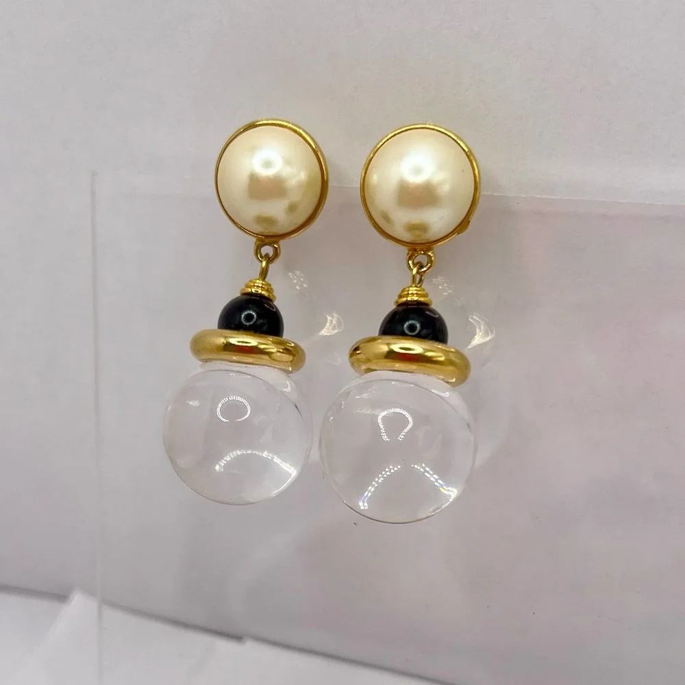 Vintage Pearl & Crystal Dangle Stud Earrings – Elegant Gold Tone Statement - Picture 2 of 4
